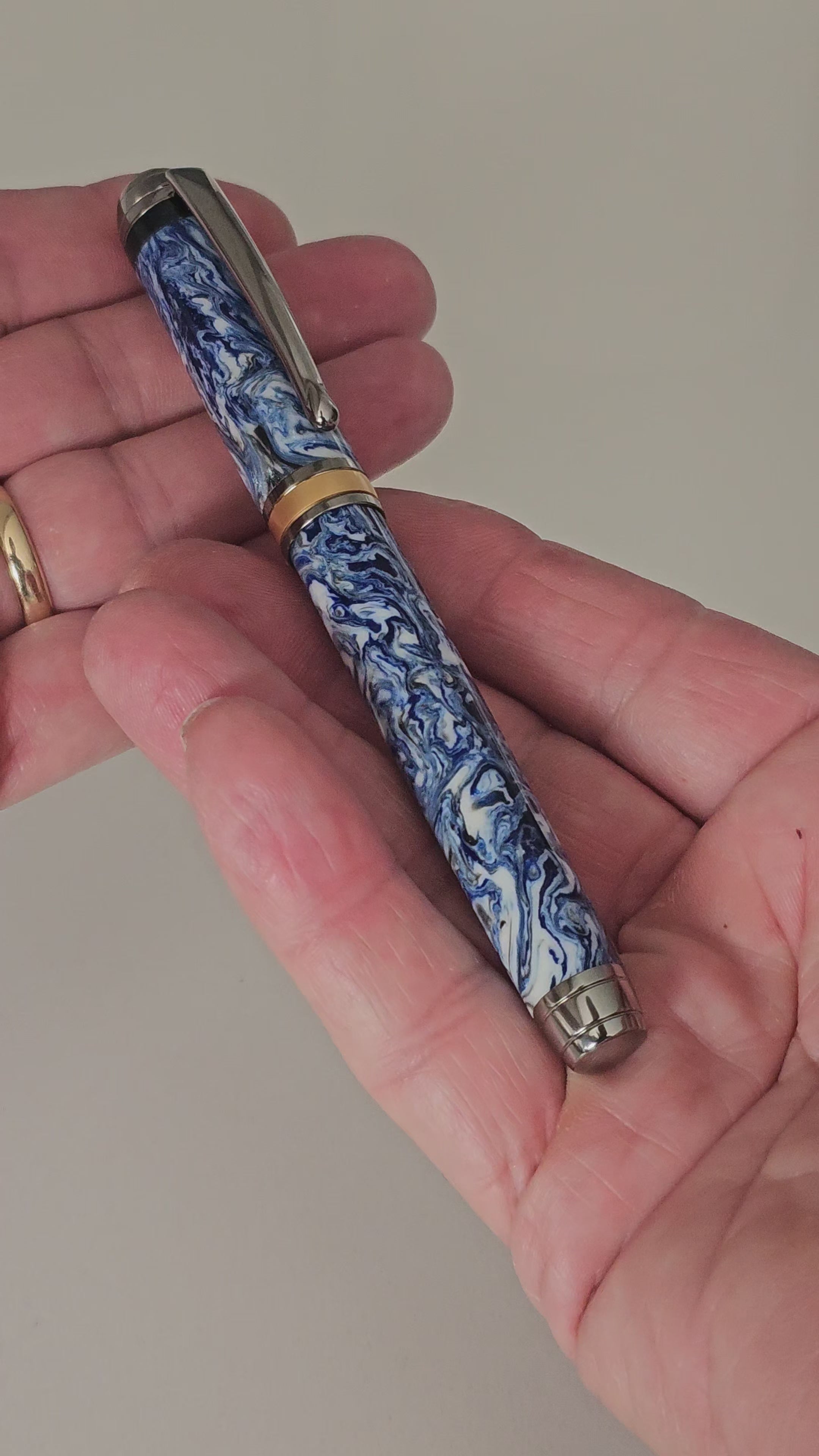 Deep Sapphire Fountain Pen