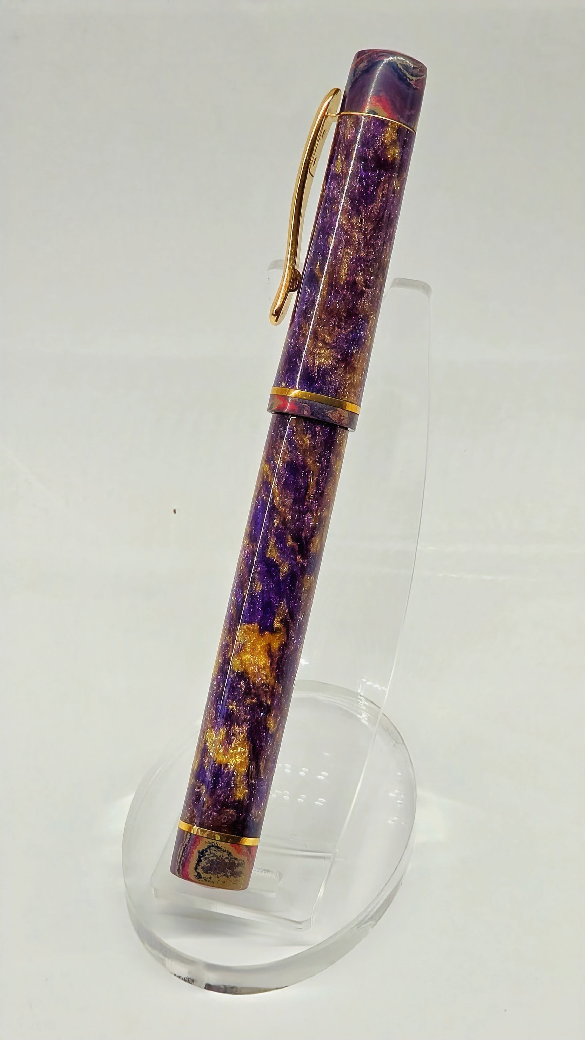 Diamond Particle & Purple Swirl Ebonite Fountain Pen (Gold Accents)