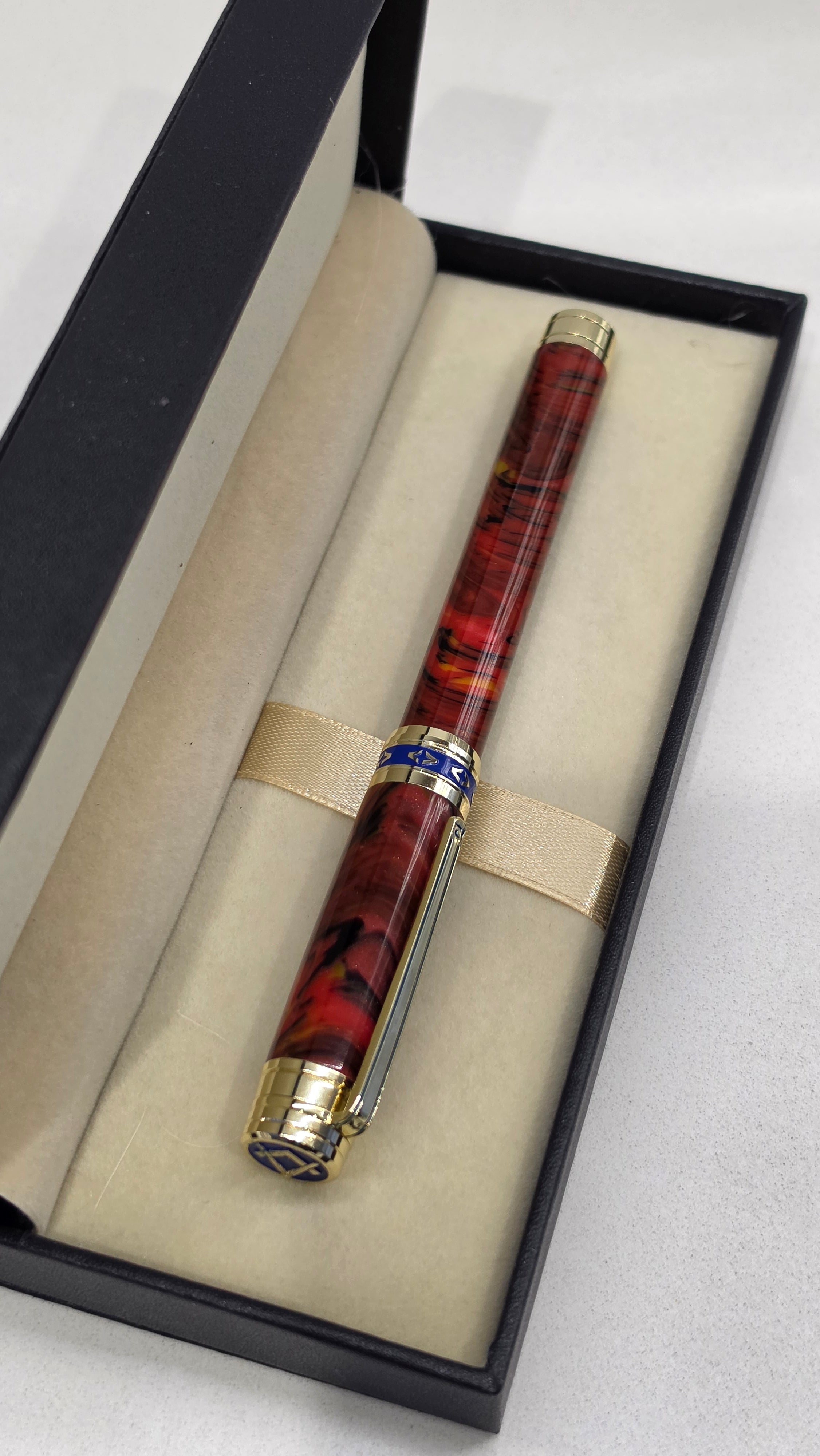 Masonic hand turned Pen in red Seduction Polyester resin