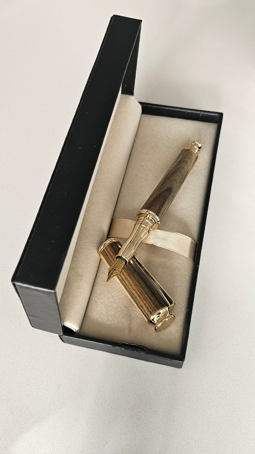 The Laburnum Heritage Fountain Pen in Gold