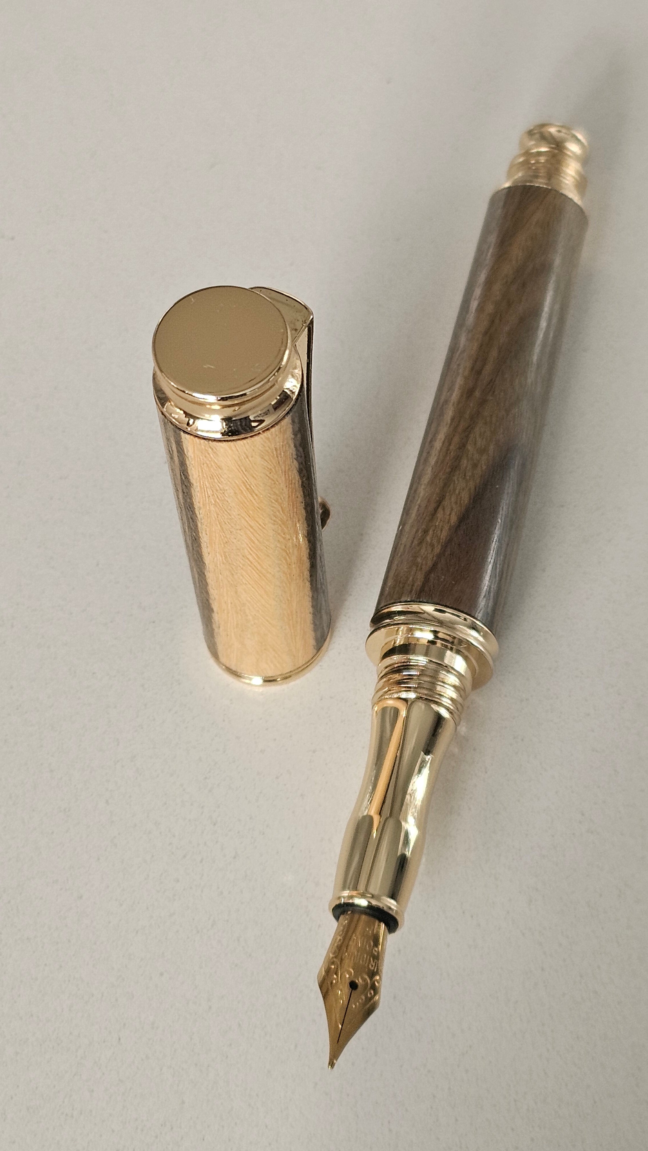 The Laburnum Heritage Fountain Pen in Gold