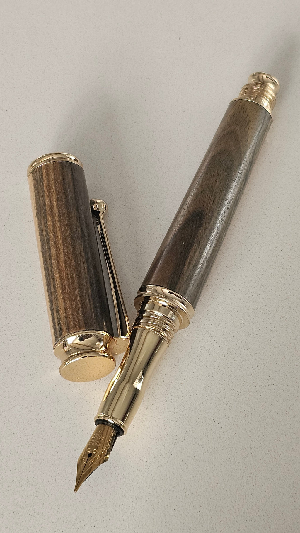 The Laburnum Heritage Fountain Pen in Gold