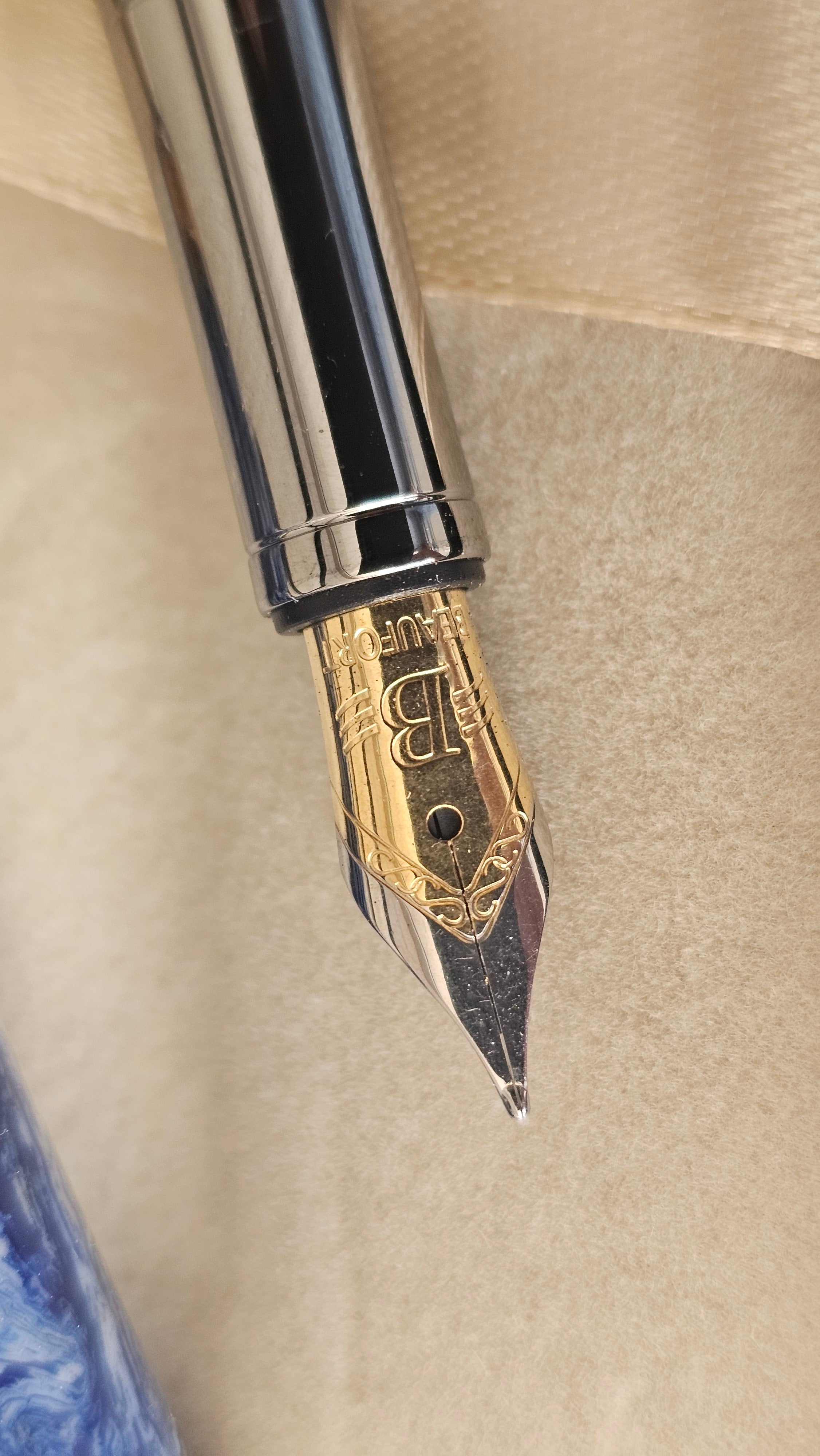 Deep Sapphire Fountain Pen
