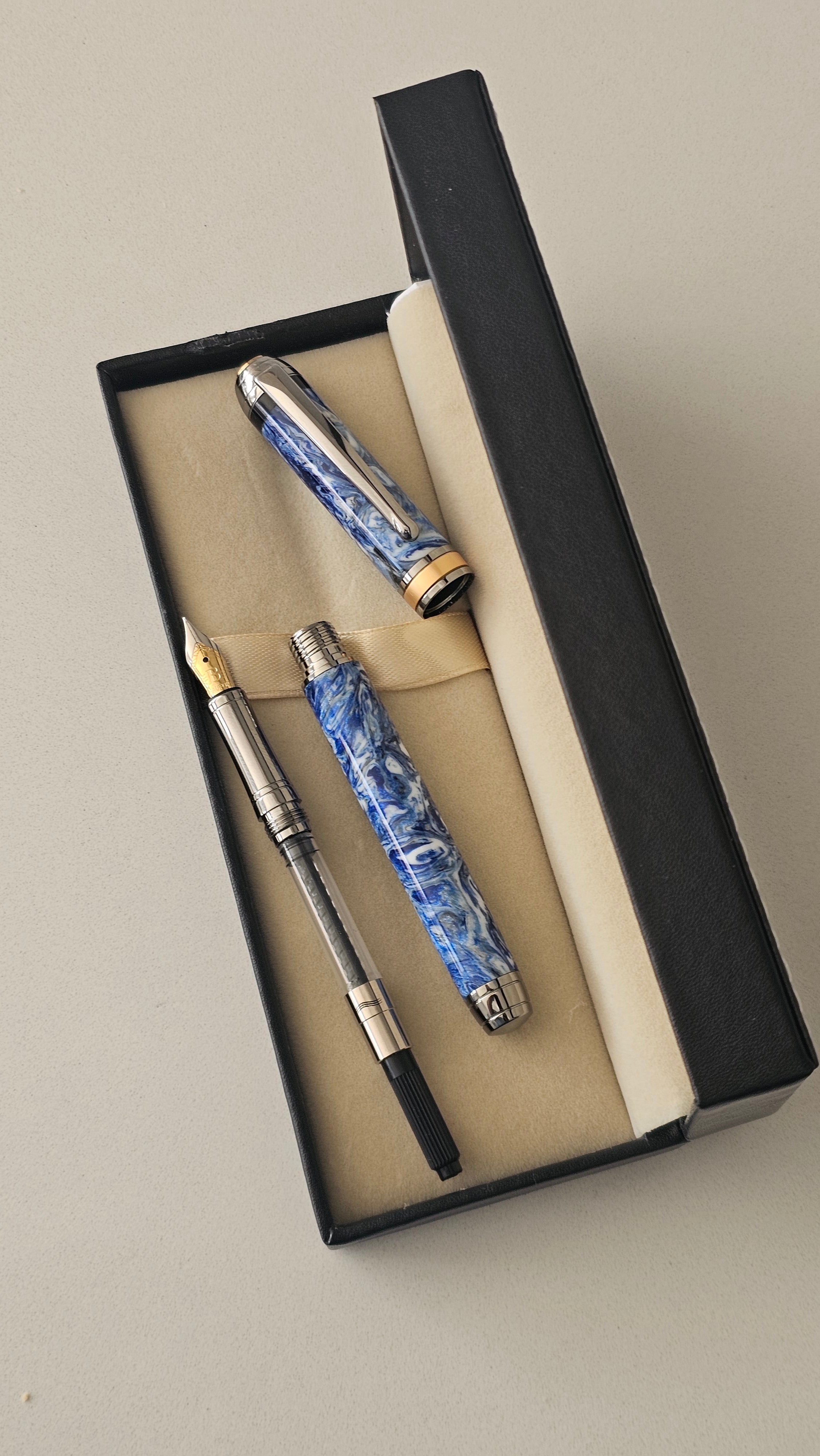 Deep Sapphire Fountain Pen